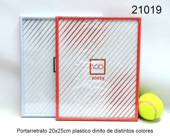 Imagen de PORTARETRATO PLASTICO FINITO 20X25 1.25